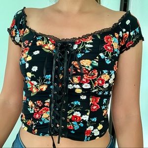❌SOLD❌ Y2k Sylvie Mado Floral Tank